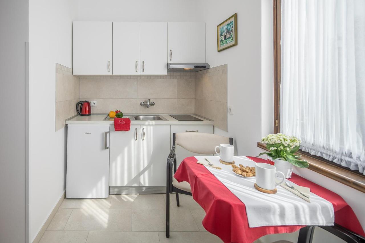 Apartments Villa Katana 포레치 외부 사진