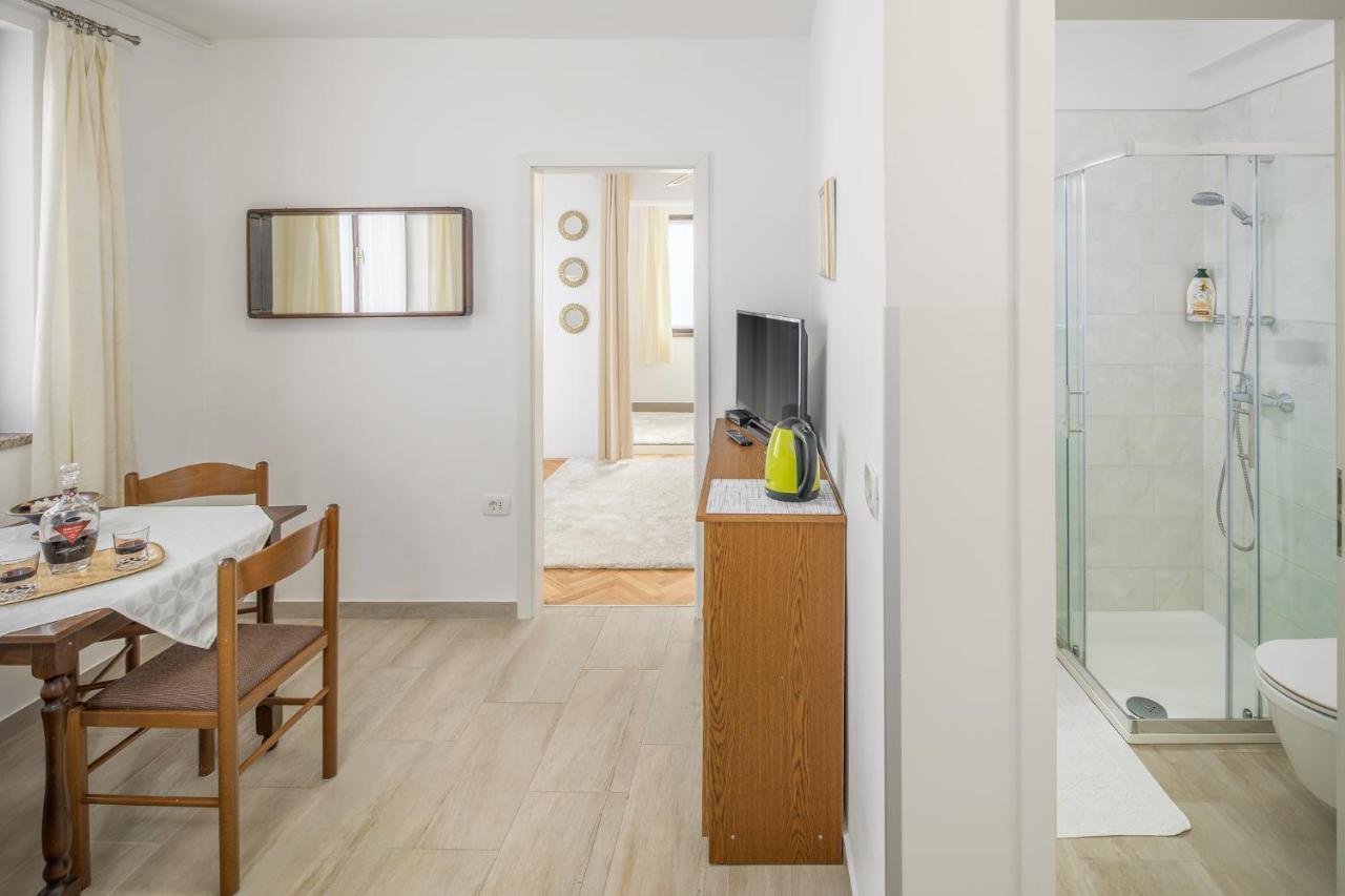 Apartments Villa Katana 포레치 외부 사진
