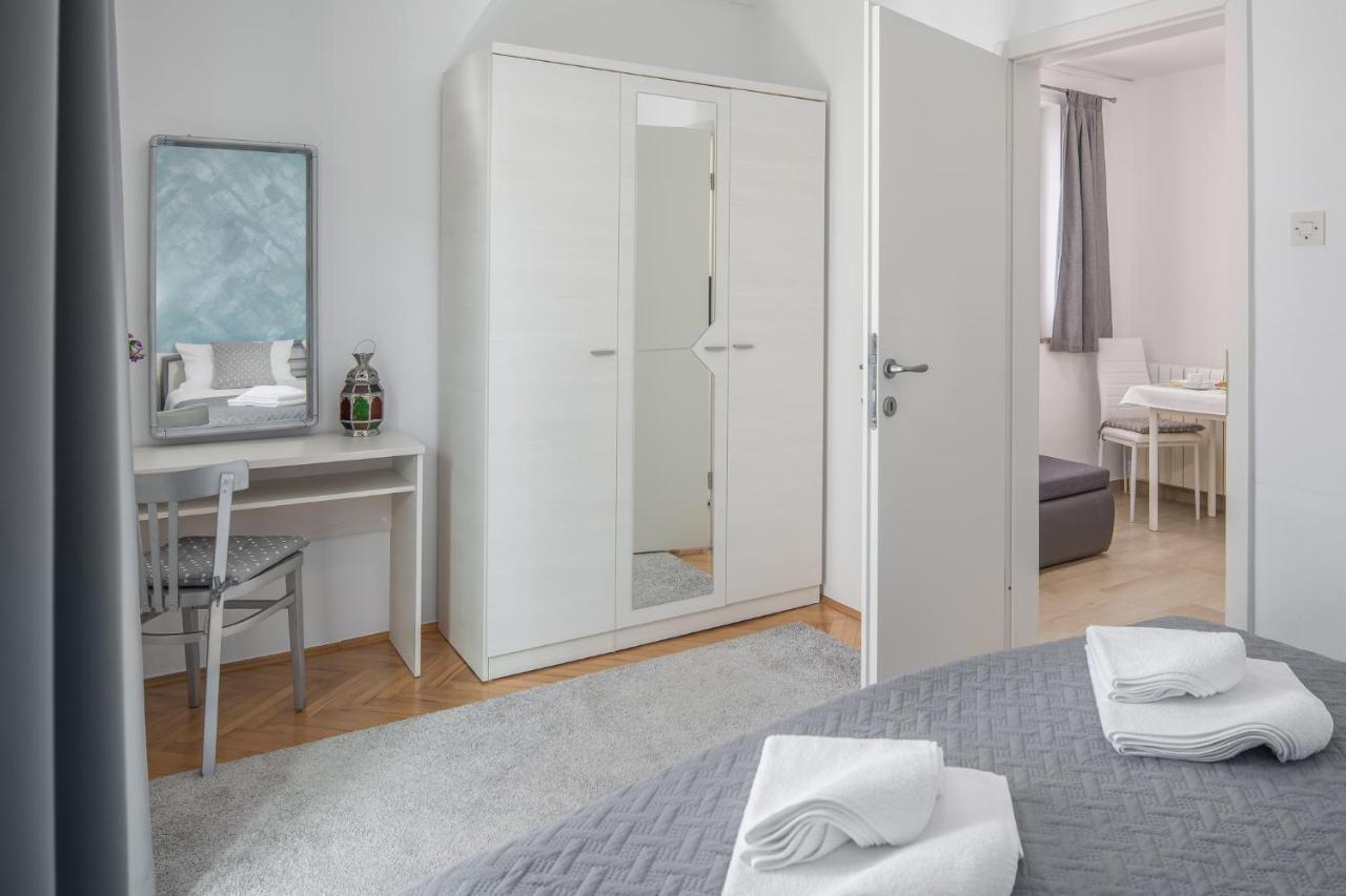 Apartments Villa Katana 포레치 외부 사진